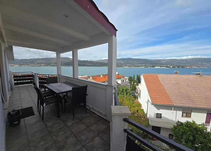 Bagaric * Τρογκίρ